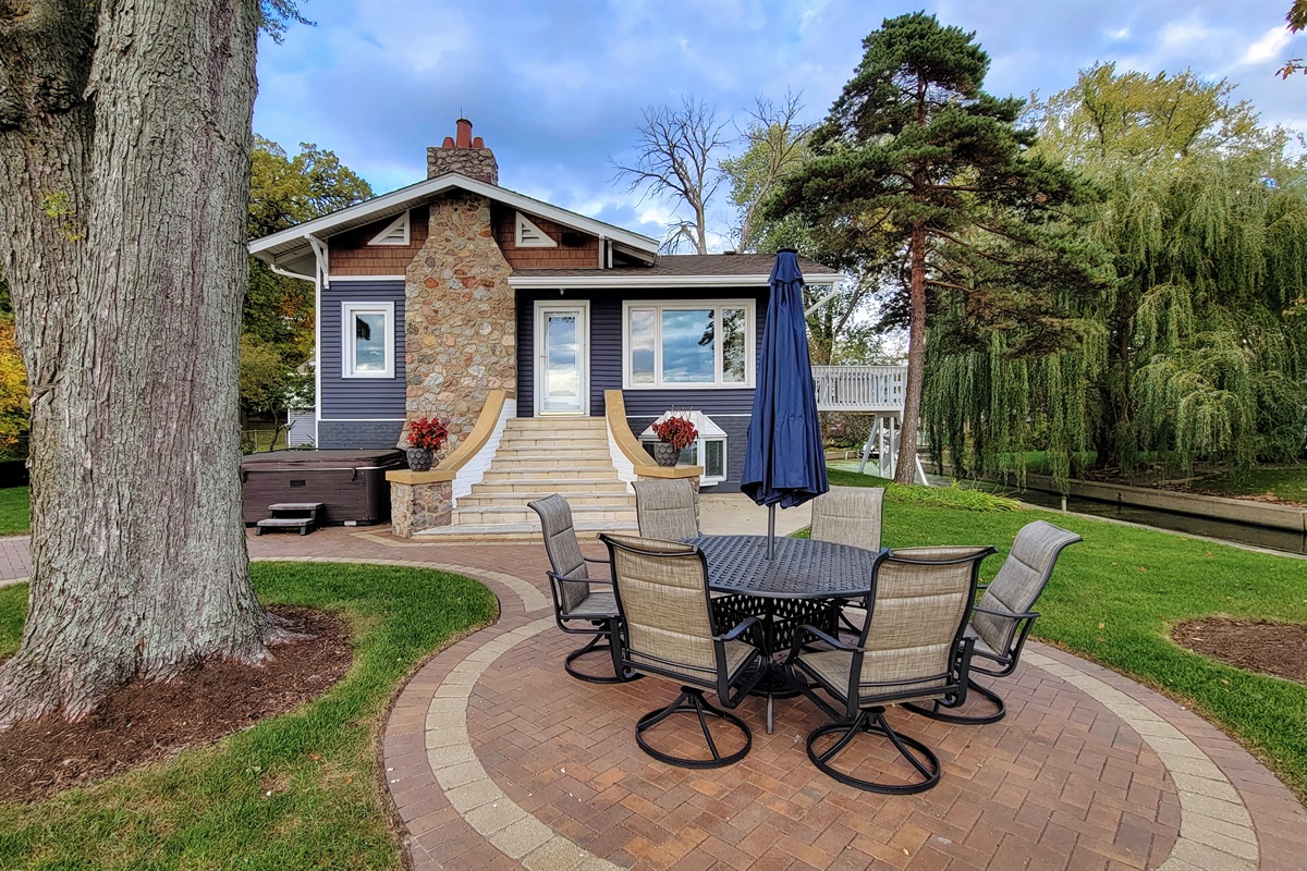 Grandview Estates on Lake Catherine waterfront, Chain O' Lakes Antioch IL